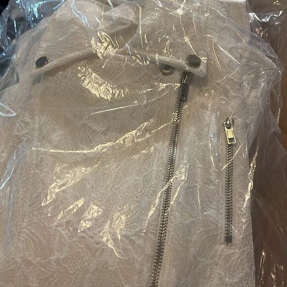 Women's Plus White Lace High Low Belted Zip Up Jacket S, M, L - Picture 7 of 7